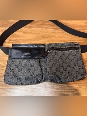 Gucci Black GG Belt Bag Canvas Adjustable Strap Zippered Pocket Fanny Pack